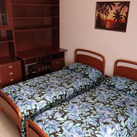 App4rent - Family Mazzini - Wifi - 3 - Parking Place Apartman